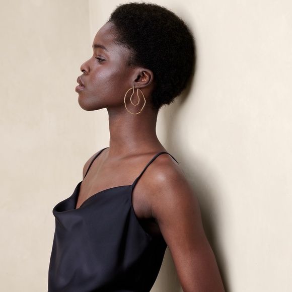 New! BANANA REPUBLIC Organic Shape Hoop Earrings in Silver (also in Gold!) - Picture 3 of 5